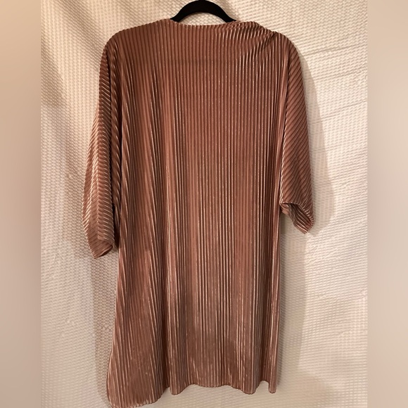 Alchemy Thread Pink Stripe Burnout Cardigan Size medium - Picture 3 of 3